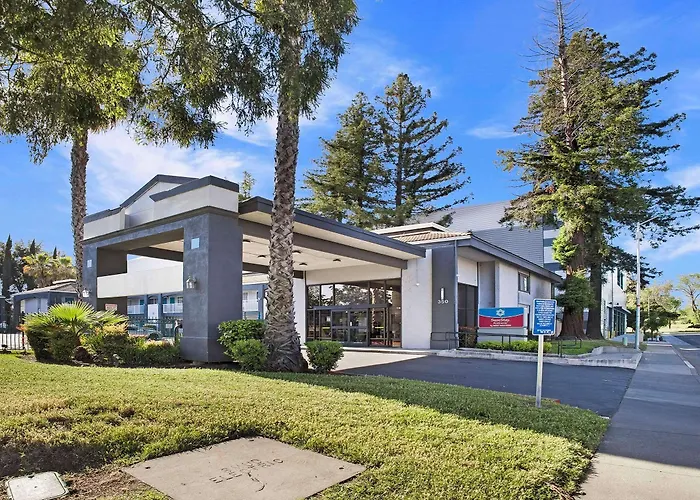 Central hotel: Surestay Plus Hotel By Best Western Sacramento North